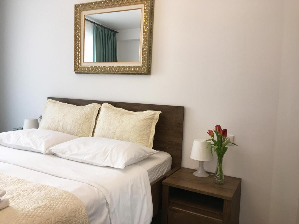 Elegantza Suites บราชอฟ ภายนอก รูปภาพ